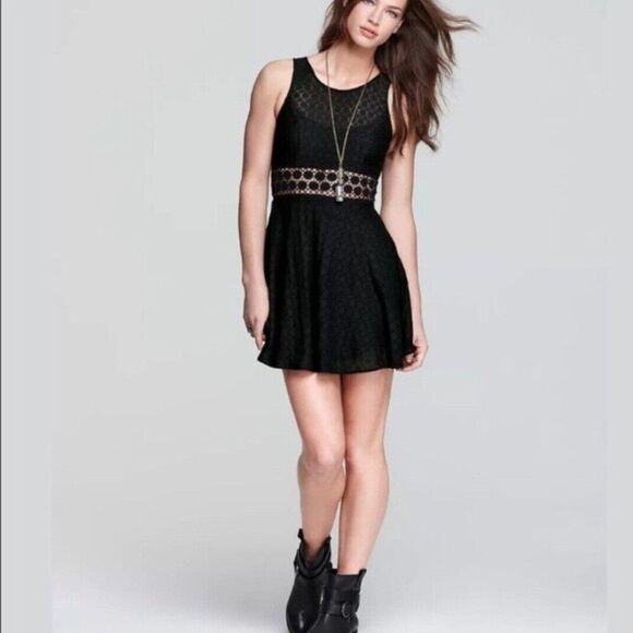 Free People dress black lace cocktail dress 2 s xs sexy mini dress daisy defect - Picture 14 of 14